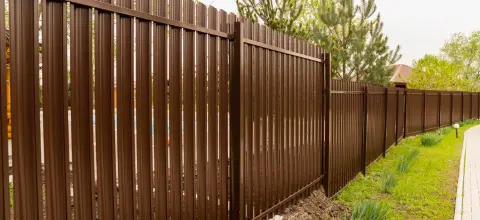 Wood fencing service